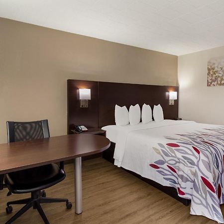 Red Roof Inn New Stanton Kültér fotó